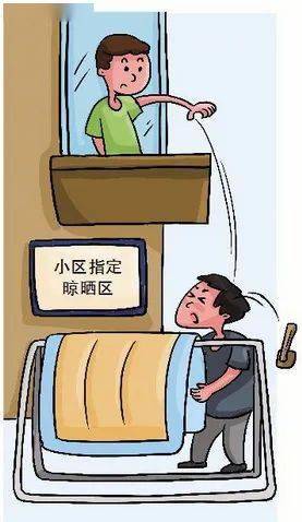 母女高空抛物成常态，邻居无奈戴头盔出门，高空安全，谁之过？